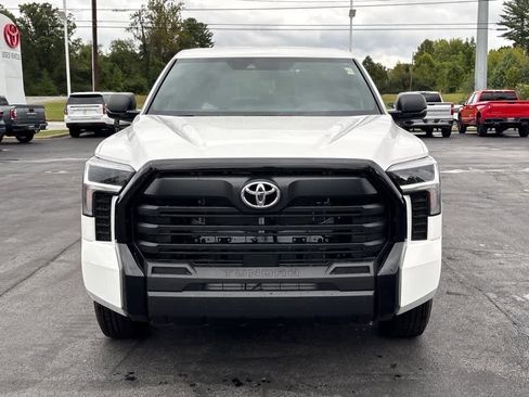 Used 2025 Toyota Tundra SR w/ SR Tow Package AWD/4WD image 24