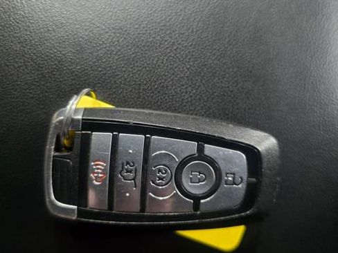 Used 2023 Ford Explorer XLT w/ Equipment Group 202A AWD/4WD image 25