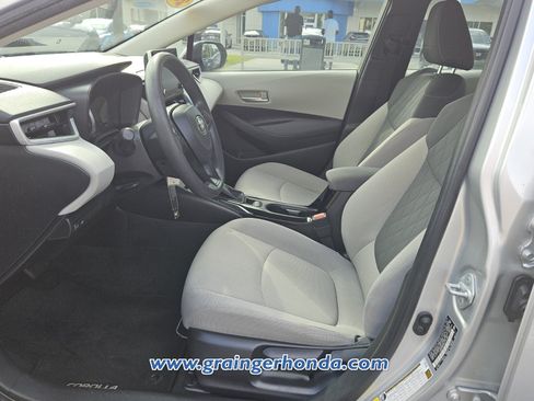 Used 2021 Toyota Corolla LE FWD image 10