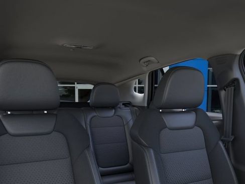 New 2026 Chevrolet Trax LT w/ Driver Confidence Package FWD image 24