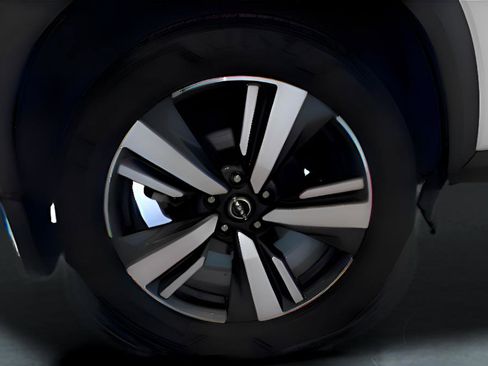 Used 2023 Nissan Rogue SL w/ SL Premium Package image 9