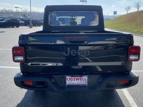 New 2026 Jeep Gladiator Sport image 6
