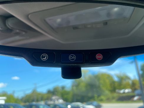 Used 2015 Chevrolet Cruze LT image 16