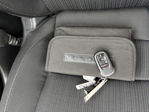 Certified 2024 Honda Civic EX image 38