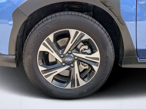 Certified 2025 Subaru Crosstrek 2.5i Premium AWD/4WD image 11
