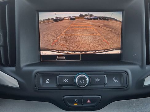 Used 2024 GMC Terrain SLE image 20