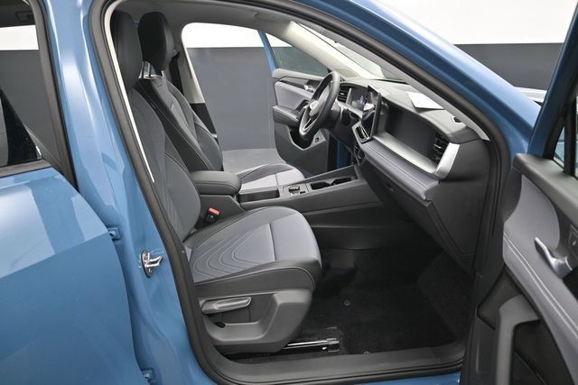 New 2026 Volkswagen Tiguan SE AWD/4WD image 14