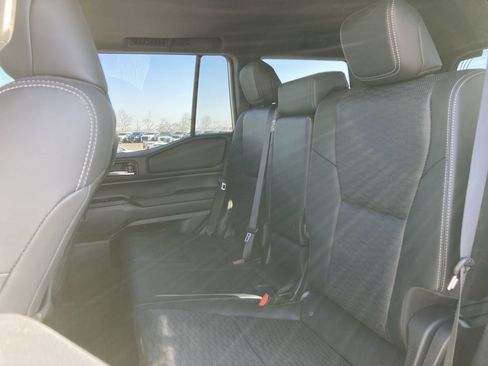Used 2025 Toyota Land Cruiser image 27