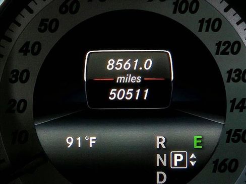 Used 2016 Mercedes-Benz E 400 4MATIC Sedan image 20