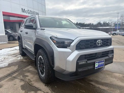 New 2026 Toyota 4Runner 4WD image 11
