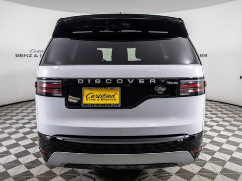 Used 2023 Land Rover Discovery Metropolitan Edition image 7