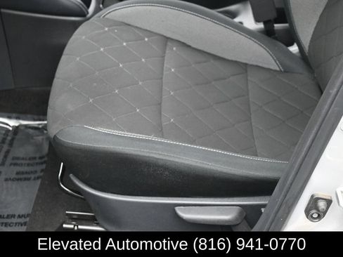 Used 2020 Nissan Kicks SV FWD image 15