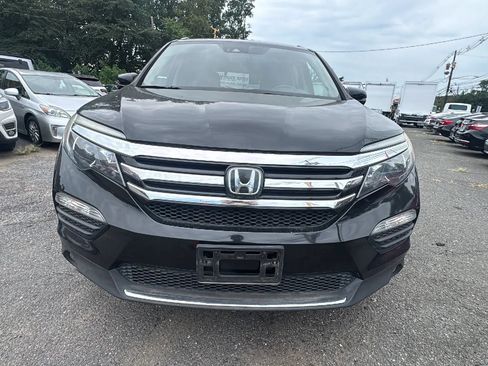 Used 2018 Honda Pilot Elite image 2