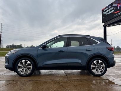 Certified 2025 Ford Escape Platinum w/ Premium Technology Package