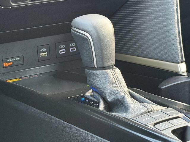 Certified 2026 Toyota Camry SE w/ Convenience Package FWD image 24