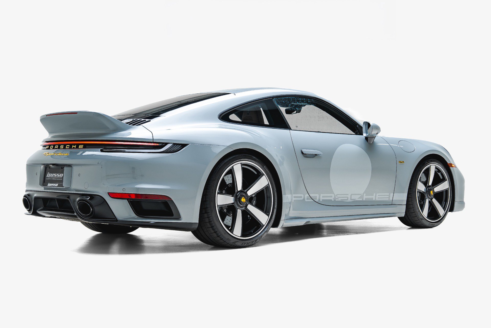 Used 2023 Porsche 911 Sport Classic RWD image 2