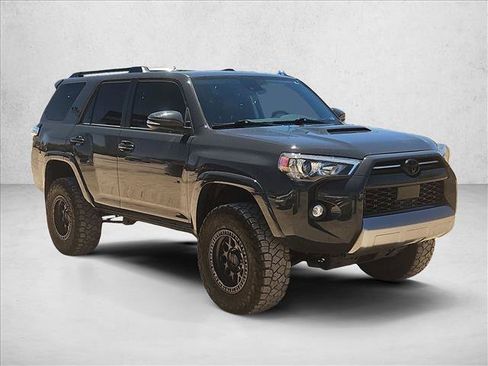 Used 2024 Toyota 4Runner TRD Off-Road Premium AWD/4WD image 3