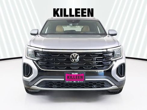 Used 2024 Volkswagen Atlas Cross Sport SEL AWD/4WD image 2