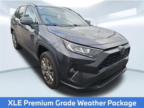 Used 2021 Toyota RAV4 XLE Premium FWD image 2