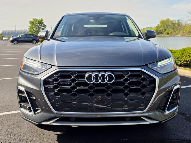 Used 2023 Audi Q5 2.0T Premium w/ Convenience Package AWD/4WD image 14