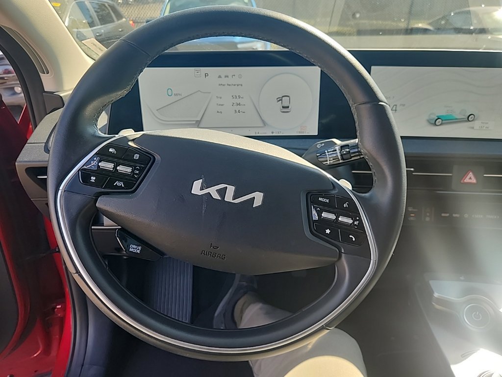 Used 2024 Kia EV6 Light RWD image 21