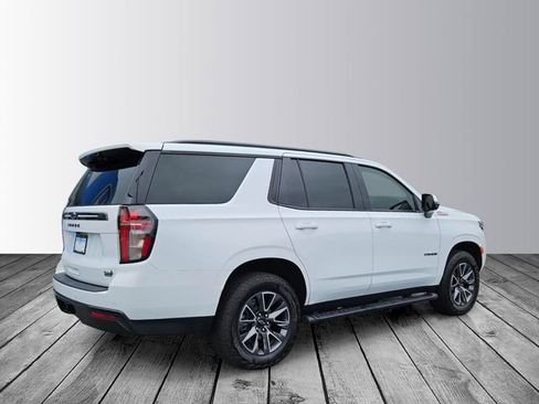 Used 2024 Chevrolet Tahoe Z71 w/ Luxury Package AWD/4WD image 5