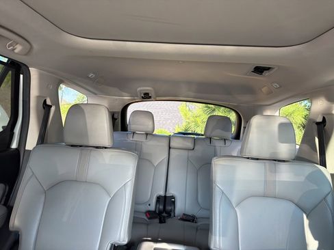 Used 2023 Honda Pilot Touring image 29