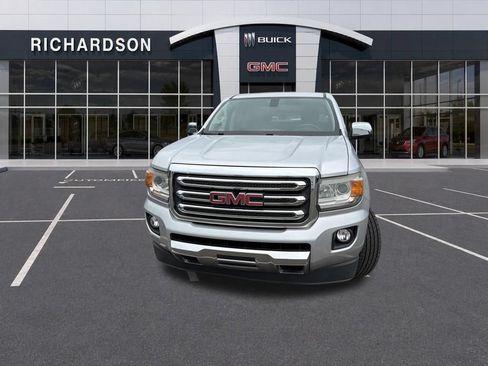 Used 2015 GMC Canyon SLT w/ LPO, Bed Protection Package AWD/4WD image 3