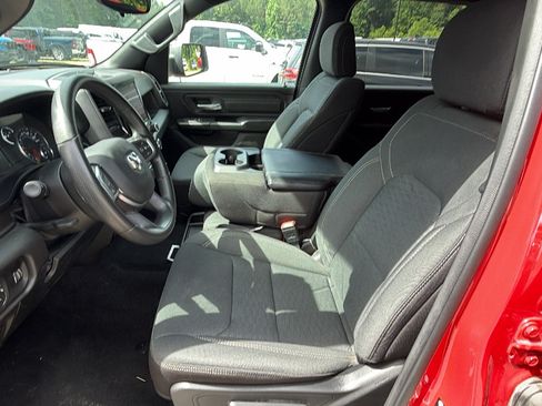 Used 2025 RAM 1500 Tradesman AWD/4WD image 16