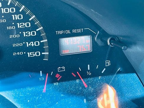 Used 2002 Chevrolet Camaro Z28 RWD image 17