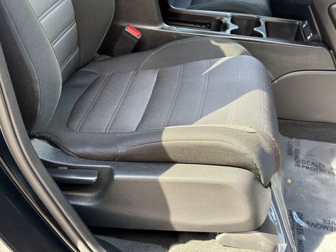 Used 2021 Honda CR-V EX image 11