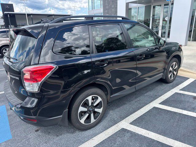 Used 2018 Subaru Forester 2.5i Premium AWD/4WD image 6