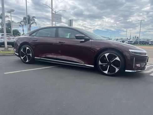 Used 2024 Lucid Air Touring AWD/4WD image 12
