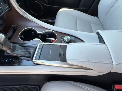 Used 2020 Lexus RX 450h AWD w/ Premium Package image 13