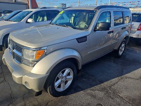Used 2008 Dodge Nitro SLT w/ Convenience Group image 4