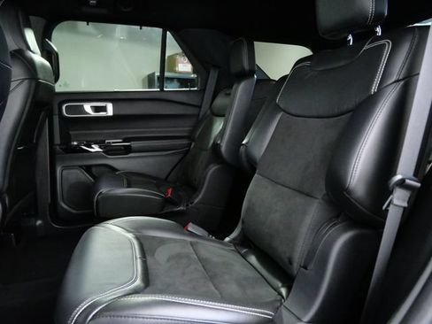 Certified 2022 Ford Explorer ST w/ ST Street Pack AWD/4WD image 15