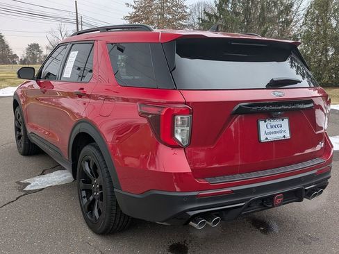 Used 2024 Ford Explorer ST w/ Equipment Group 401A image 7