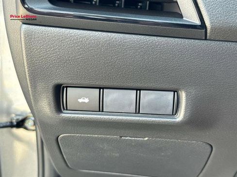 Used 2026 Nissan Sentra SV w/ Floor Mat Package FWD image 20