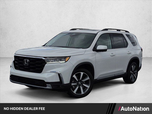 Used 2025 Honda Pilot Elite image 1