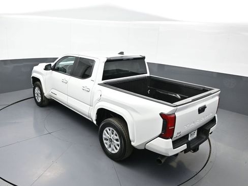 Used 2024 Toyota Tacoma SR5 image 40