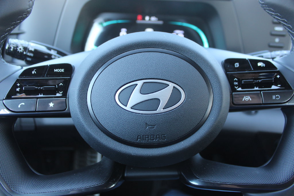 Used 2026 Hyundai Elantra SEL Sport FWD image 26