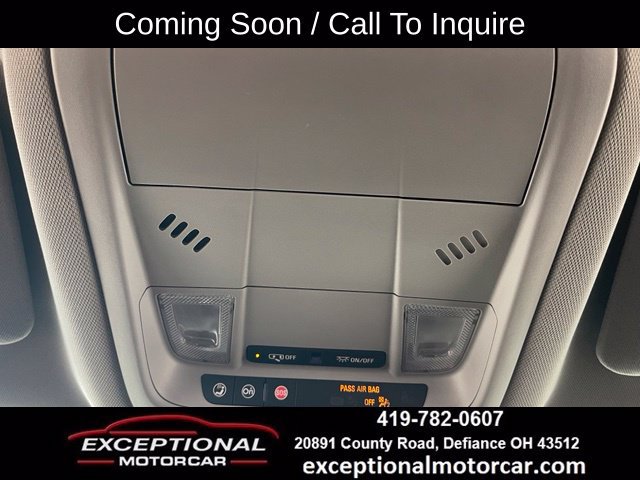 Used 2022 GMC Acadia SLE w/ Driver Convenience Package FWD image 43