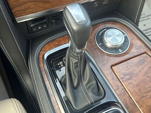 Used 2023 Nissan Armada SL w/ Captain's Chairs Package image 48