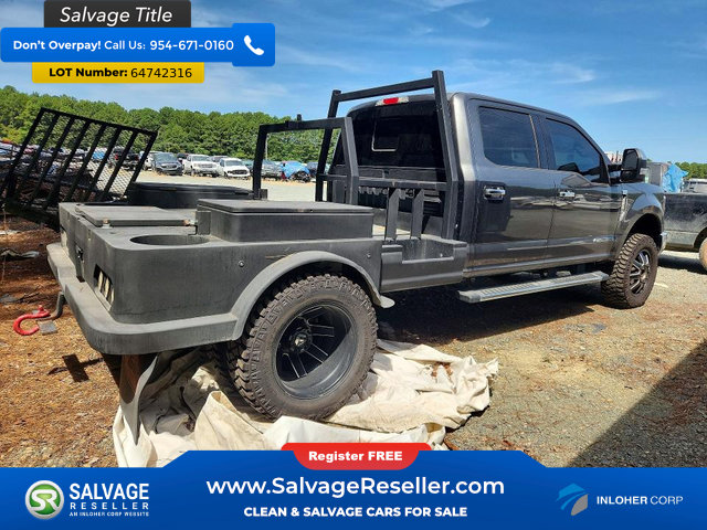 Used 2017 Ford F350 Lariat w/ Chrome Package AWD/4WD image 4
