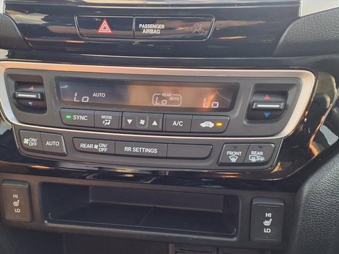 Used 2018 Honda Ridgeline RTL-E image 25