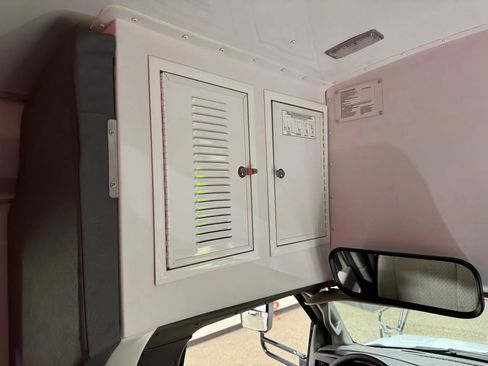 Used 2019 Chevrolet Express 3500 w/ School Bus Package image 42