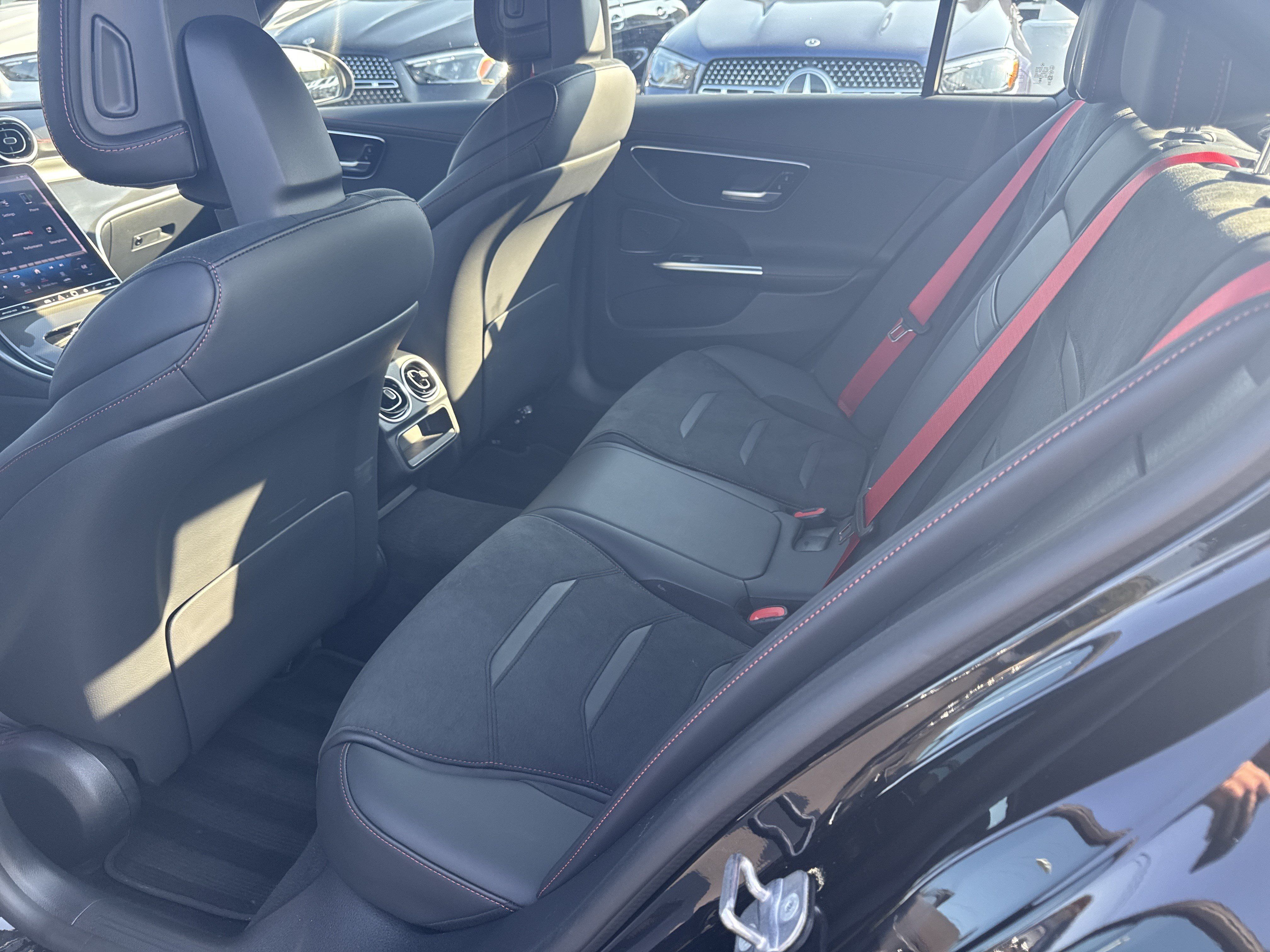 Used 2024 Mercedes-Benz C 43 AMG 4MATIC Sedan image 33