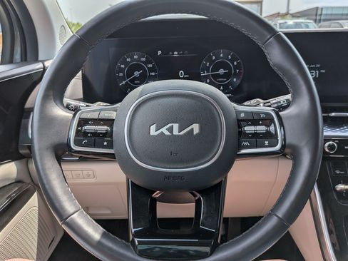 Certified 2024 Kia Carnival SX Prestige FWD image 14