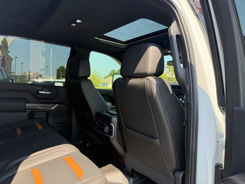 Used 2020 GMC Sierra 2500 AT4 w/ AT4 Premium Package AWD/4WD image 25