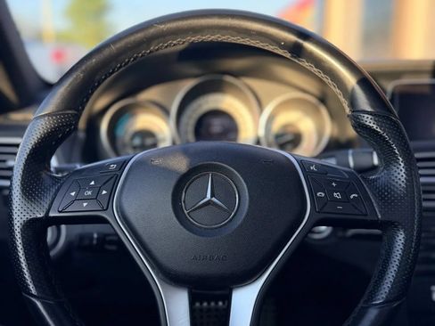 Used 2014 Mercedes-Benz E 350 4MATIC Coupe image 10